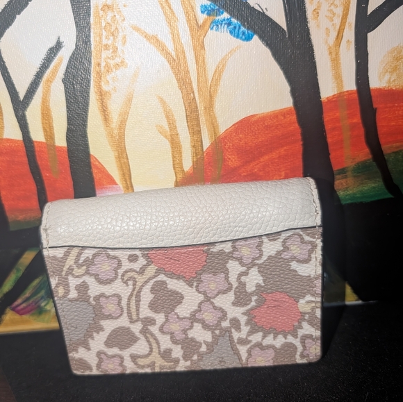 Coach Cream and Pink Floral Envelope Card Case - Picture 2 of 3